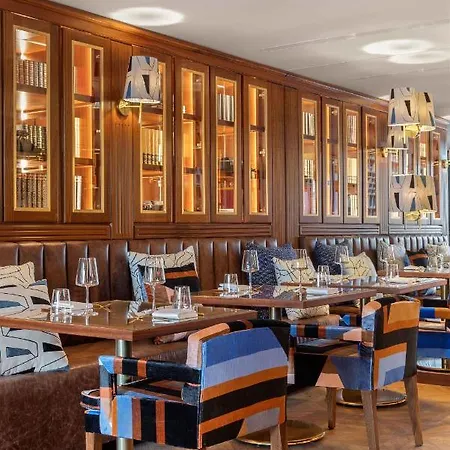 Wine & Books - Small Luxury Of The World 5* פורטו