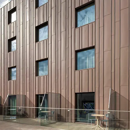 Wine & Books - Small Luxury Of The World 5* ポルト