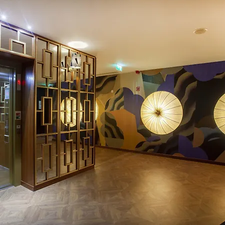 Hotel Wine & Books - Small Luxury Of The World 5*