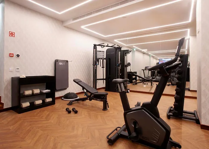 Wine & Books - Small Luxury Of The World 5* Oporto