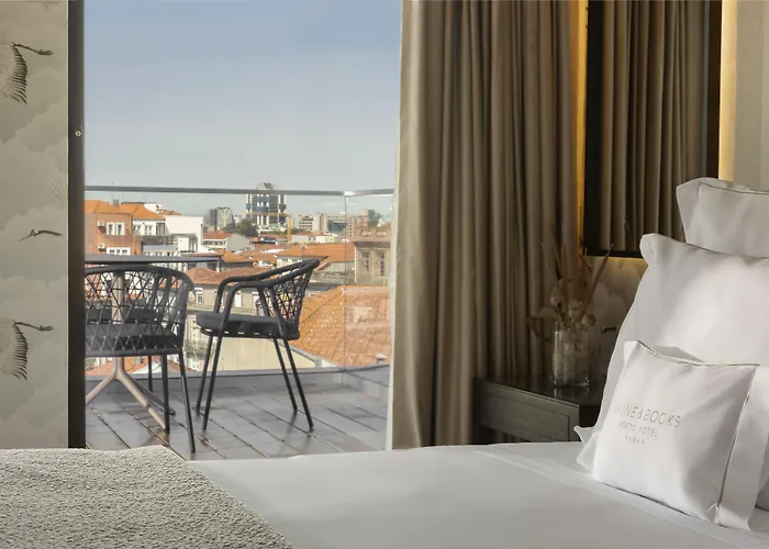 Wine & Books - Small Luxury Of The World Hotell Oporto