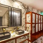 Wine & Books - Small Luxury Of The World 5* Porto
