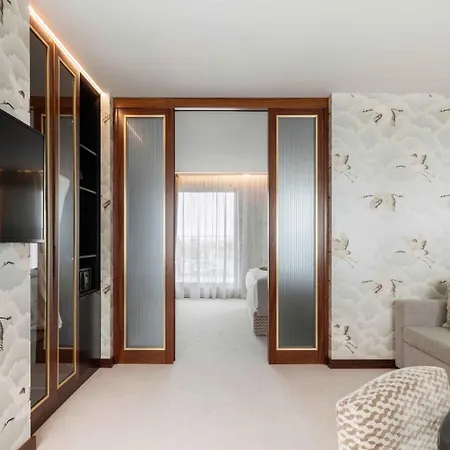 Szálloda Wine & Books - Small Luxury Of The World 5*
