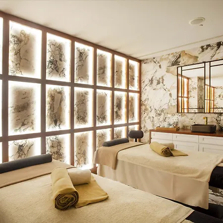 Wine & Books - Small Luxury Of The World Szálloda