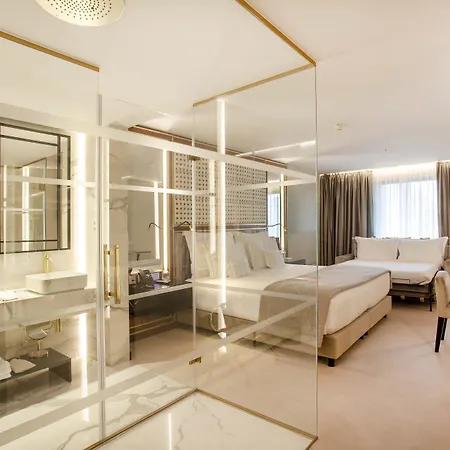 Wine & Books Hotel Porto