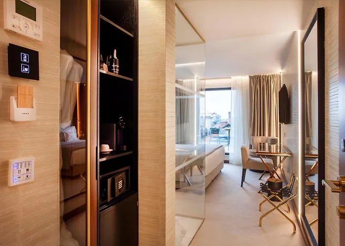 Wine & Books - Small Luxury Of The World 5* بورتو